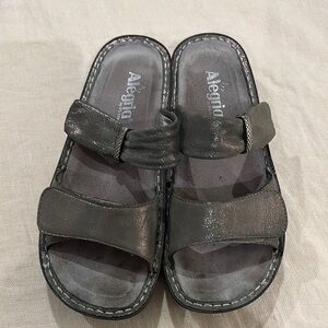 Alegria Metallic Gray Slide Sandals
